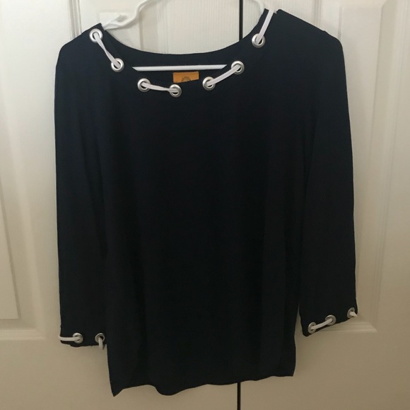 Cute boat shirt - Picture 1 of 3